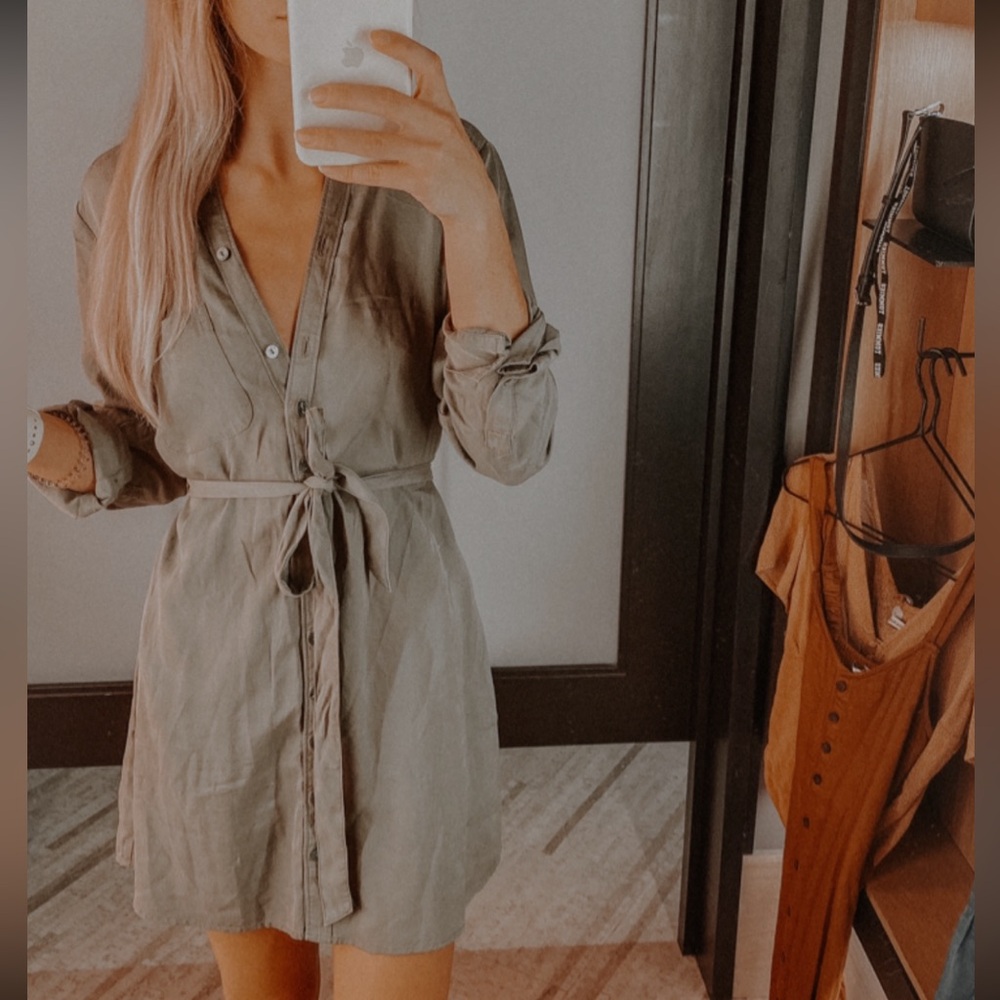 Abercrombie & Fitch Green Long Sleeve Dress